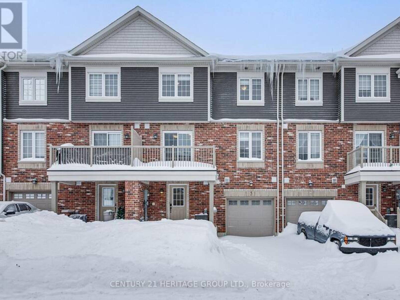 5 SILO MEWS, Barrie, Ontario L9J 0V4