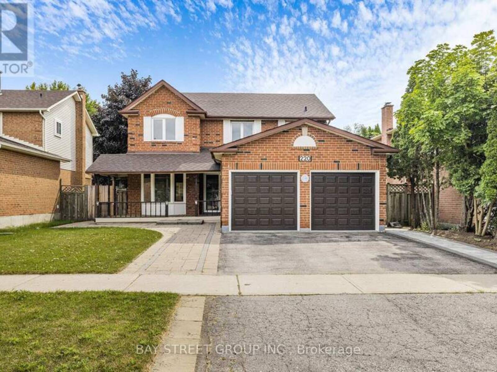 220 LARKIN AVENUE, Markham, Ontario L3P 4Z3