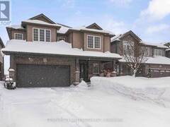 7 STUCKEY LANE Grand Valley Ontario, L9W 6W4