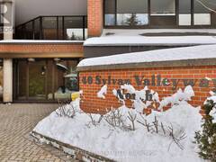 103 - 40 SYLVAN VALLEYWAY Toronto Ontario, M5M 4M3