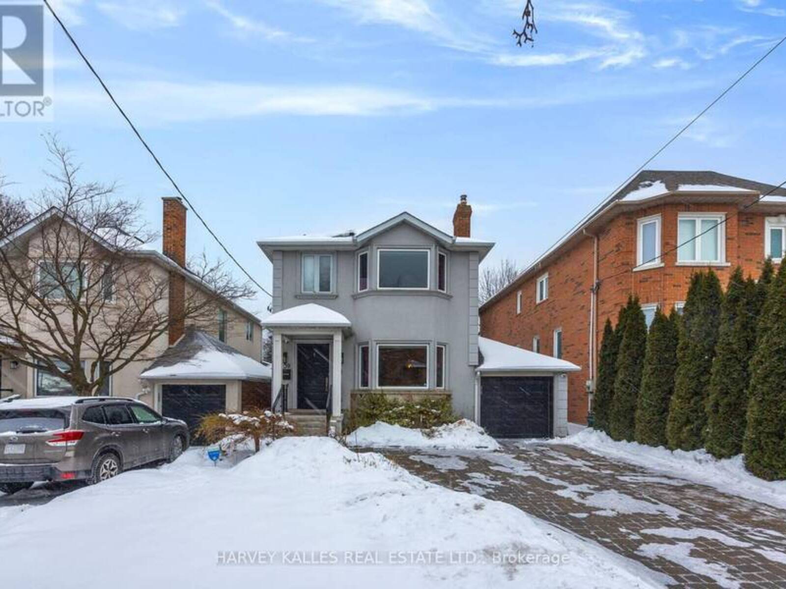 39 CARMICHAEL AVENUE, Toronto, Ontario M5M 2W8