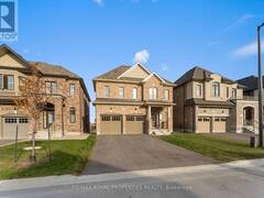 355 DANNY WHEELER BOULEVARD Georgina Ontario, L4P 3C8