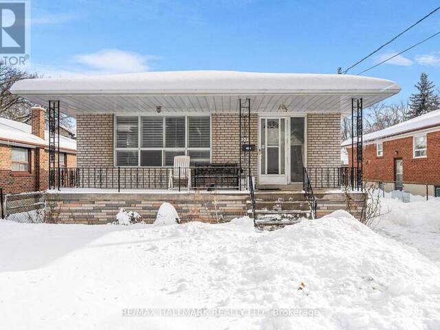 37 MADAWASKA AVENUE Toronto Ontario, M2M 2R1 - Property For Sale