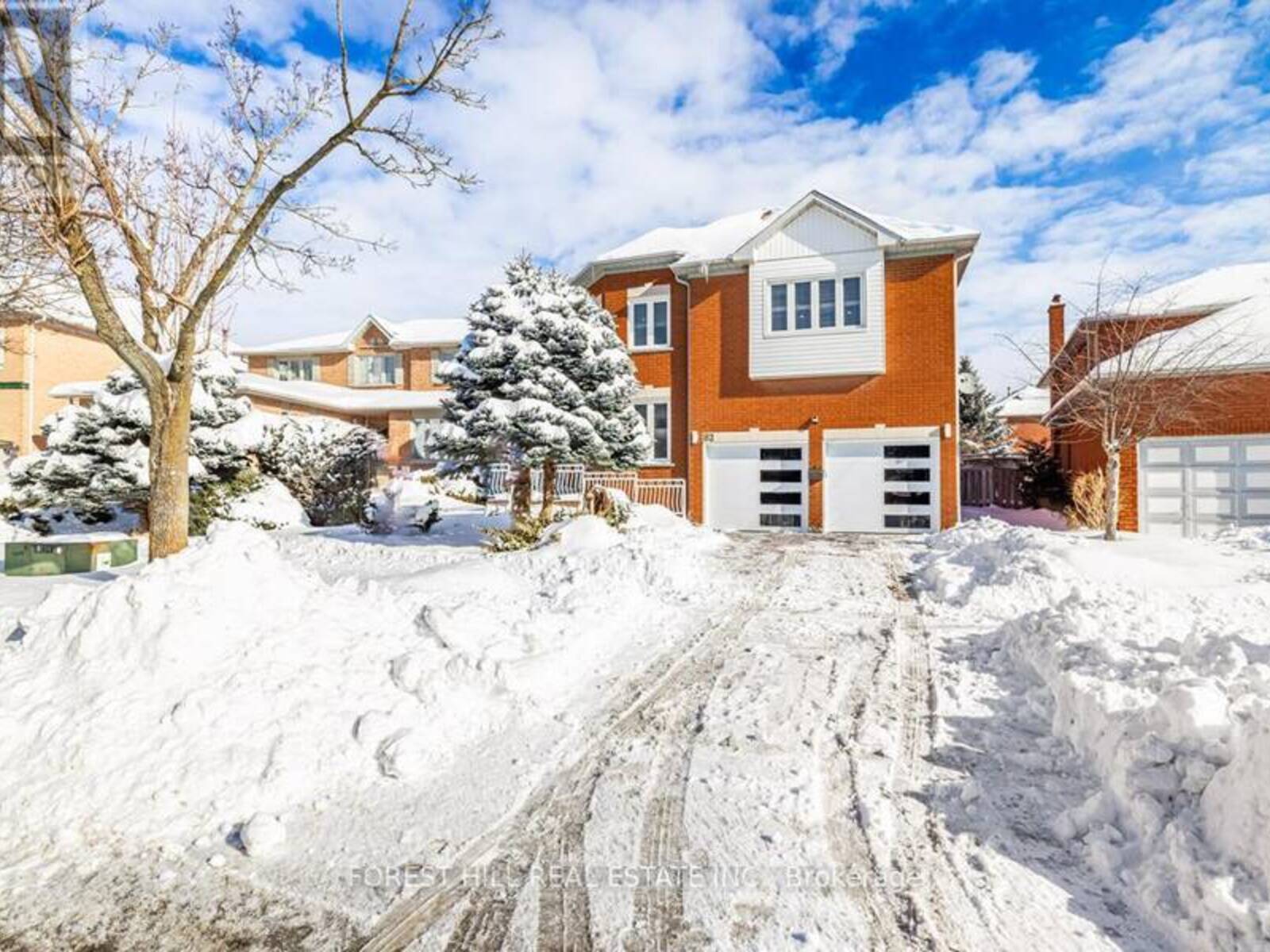 82 DEVONSLEIGH BOULEVARD, Richmond Hill, Ontario L4S 1H2