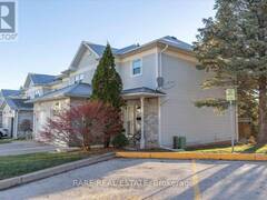 28 - 120 D'AMBROSIO DRIVE Barrie Ontario, L4N 7W3