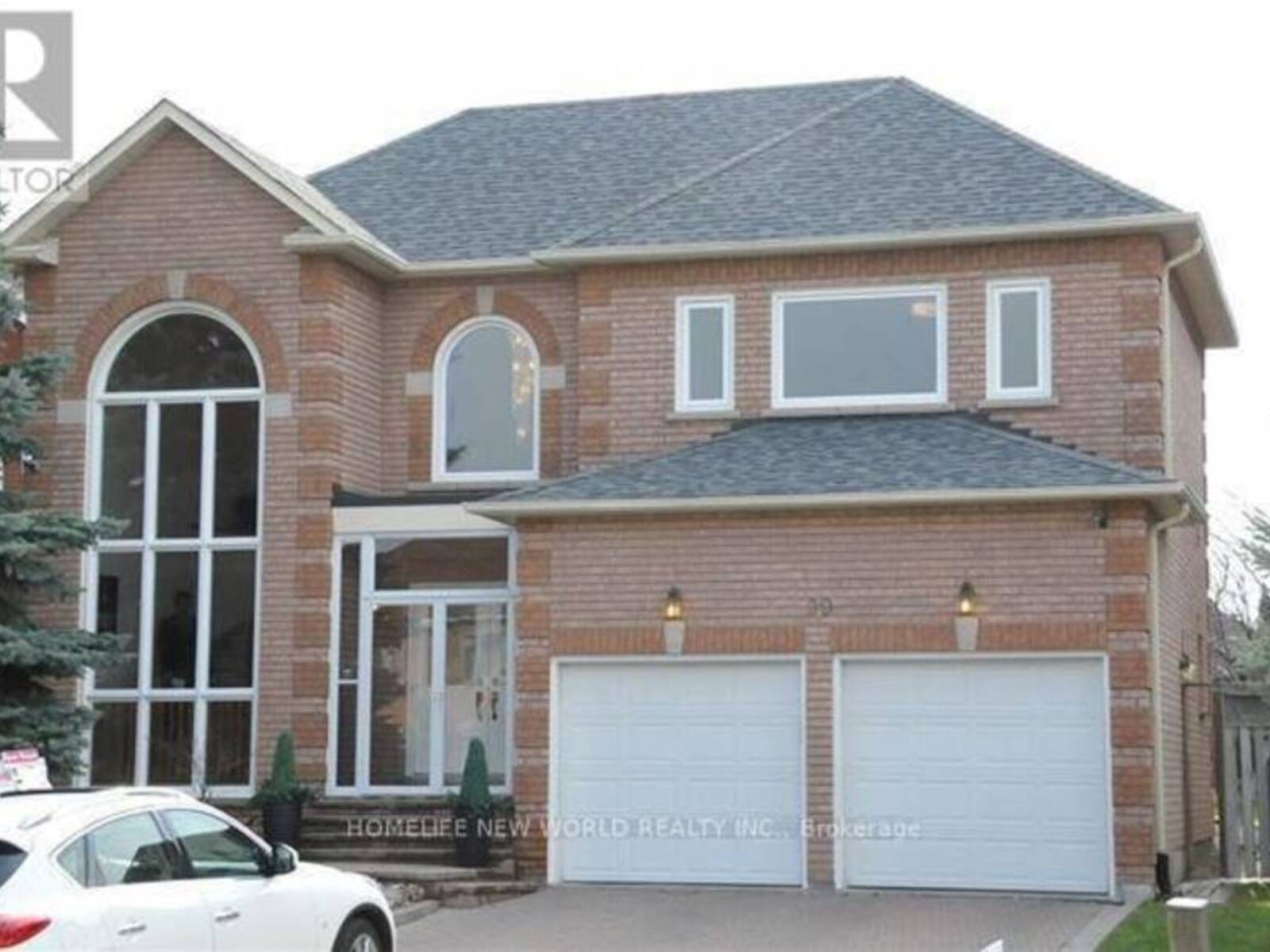 99 CLARENDON DRIVE, Richmond Hill, Ontario L4B 3W5