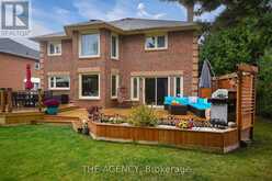 367 FAIRWAY GARDENS | Newmarket Ontario | Slide Image Thirty-three