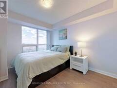 2804 - 255 VILLAGE GREEN SQUARE Toronto Ontario, M1S 0L3