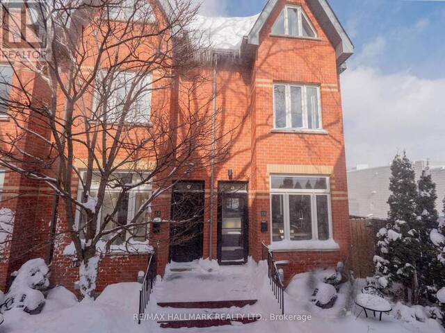 16 OLD PRIMROSE LANE Toronto Ontario, M5A 4T1 - 4 Bedrooms Home For Sale