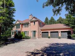 32 STONEGATE STREET Whitchurch-Stouffville Ontario, L4A 2C1