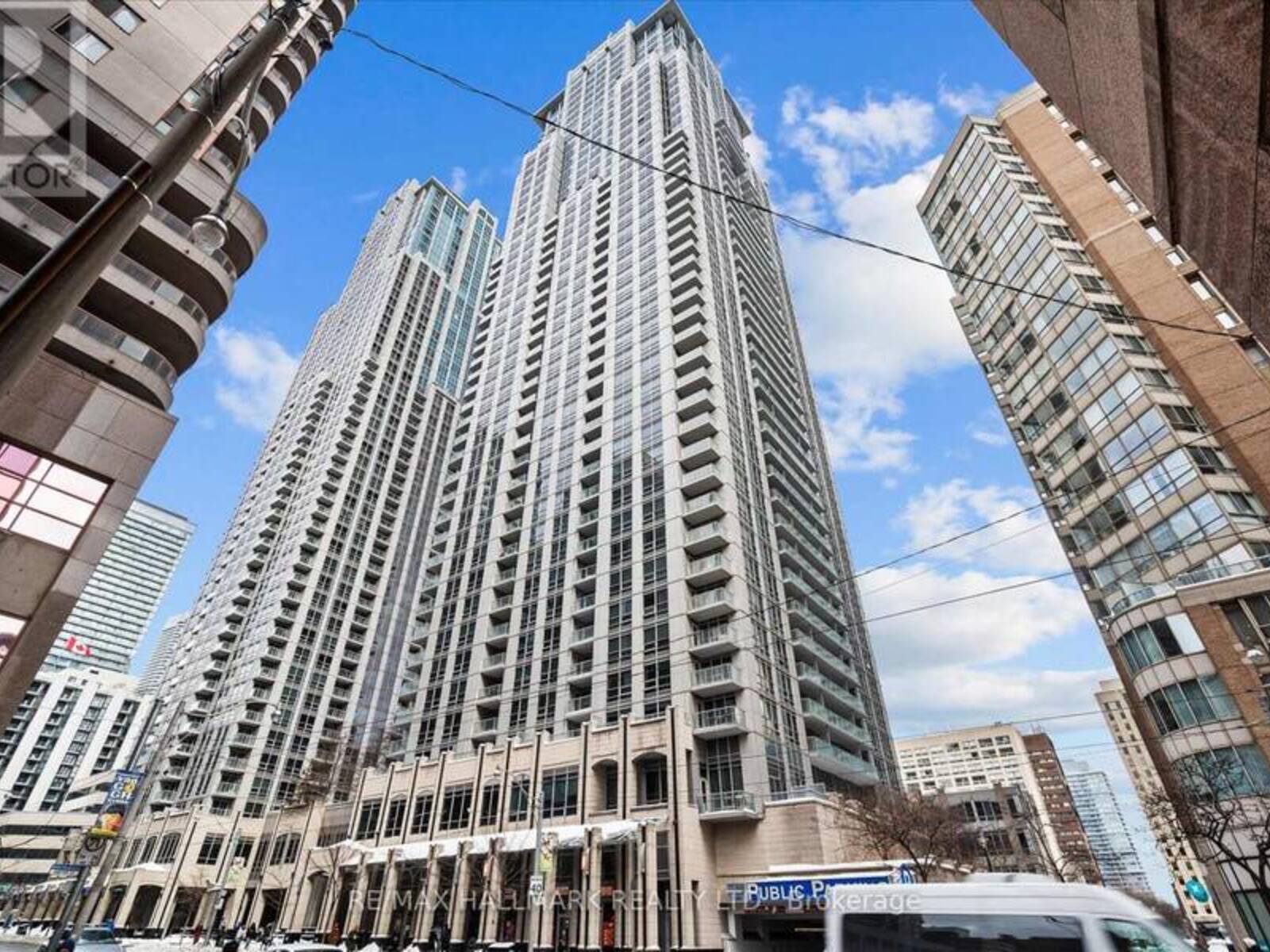 2303 - 761 BAY STREET, Toronto, Ontario M5G 2R2