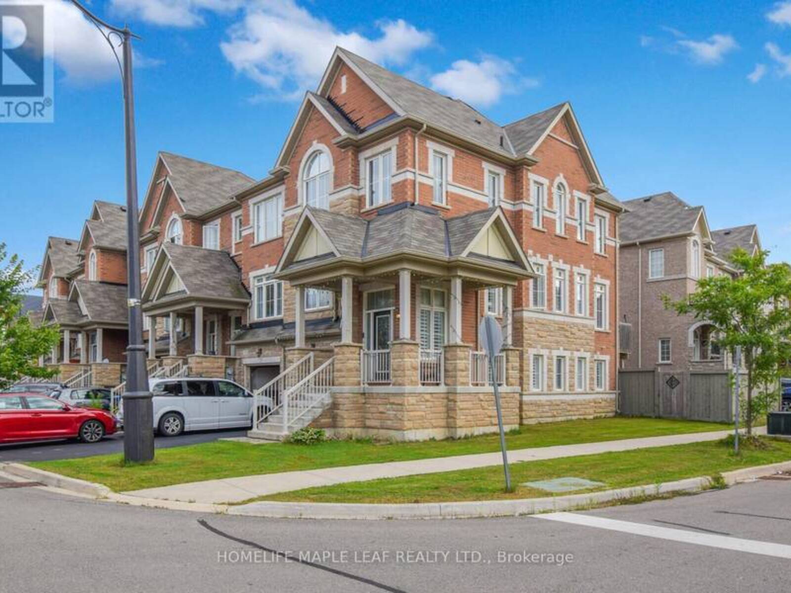 62 ALDERSGATE DRIVE, Brampton, Ontario L7A 4A9