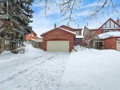 37 CARL CRESCENT Toronto Ontario, M1W 3R1