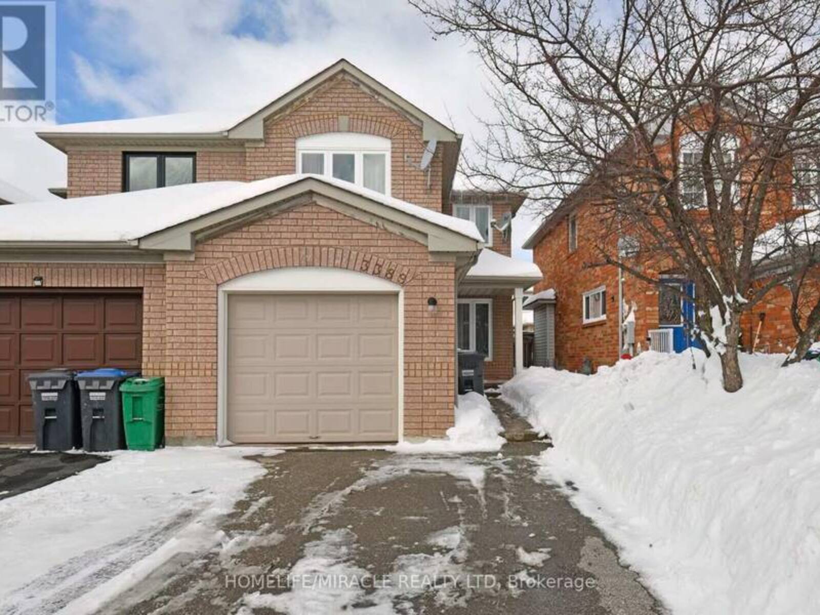 3389 SCOTCH PINE GATE, Mississauga, Ontario L5N 7M8