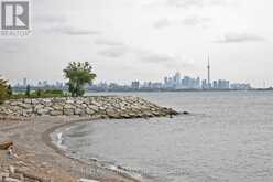 1605 - 2230 LAKE SHORE BOULEVARD W | Toronto Ontario | Slide Image Thirty-four