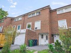 207 - 6442 FINCH AVENUE W Toronto Ontario, M9V 1T4