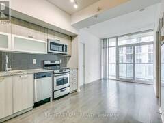 1515 - 36 LISGAR STREET Toronto Ontario, M6J 3G2