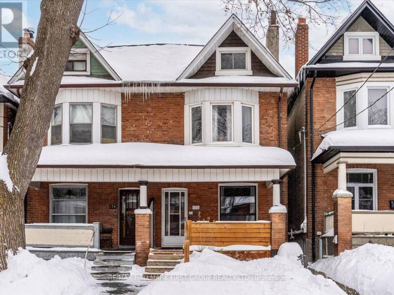 176 LANGLEY AVENUE, Toronto, Ontario M4K 1B7