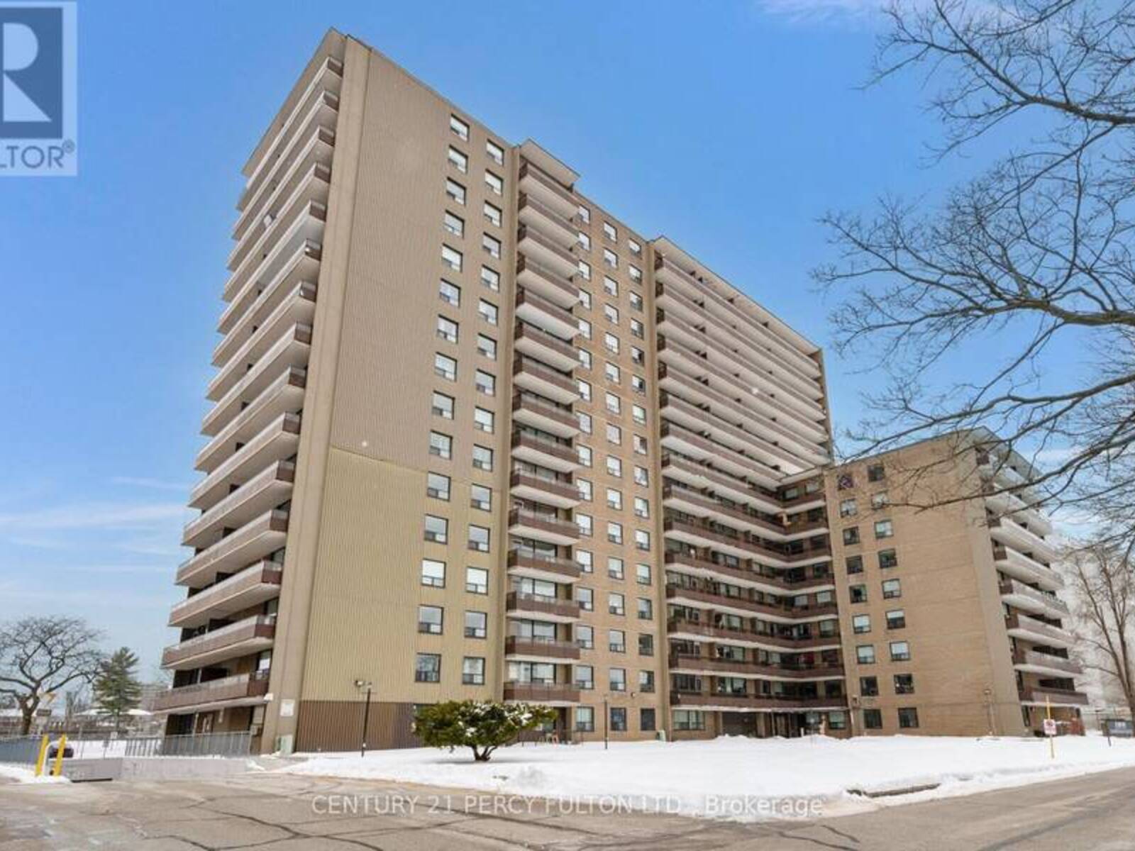 915 - 180 MARKHAM ROAD, Toronto, Ontario M1M 2Z9