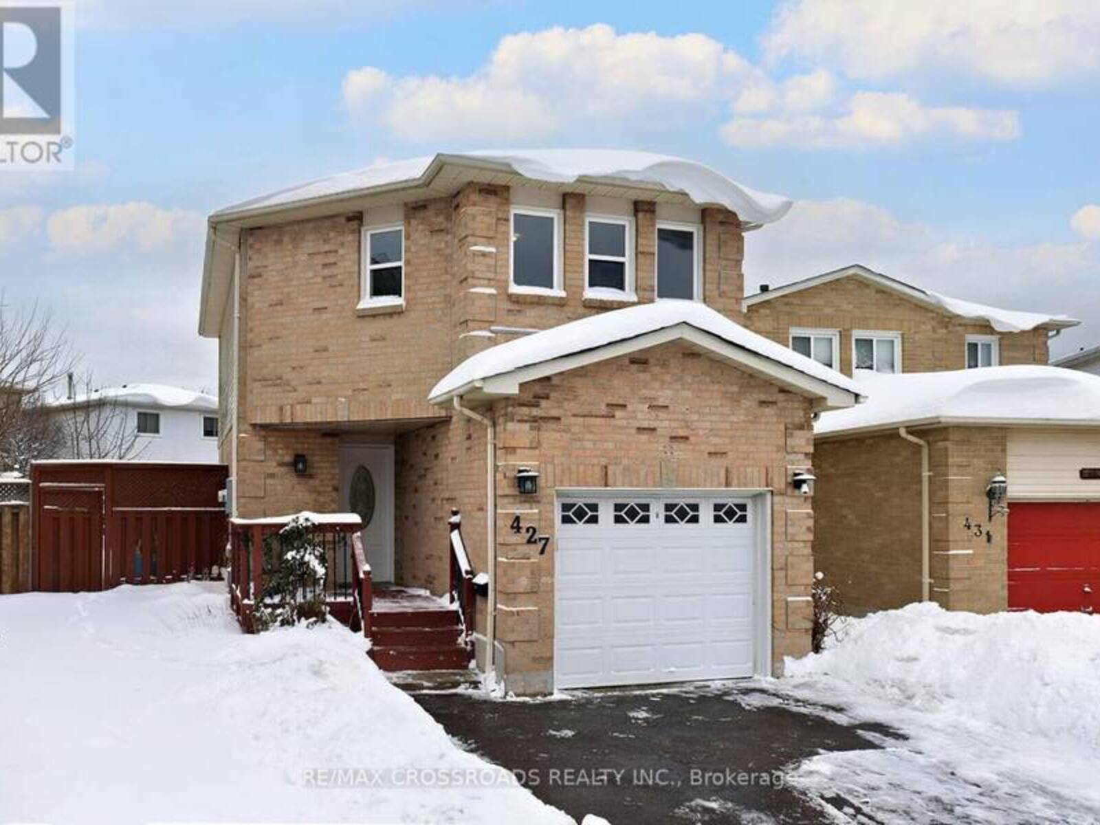 427 LEEDS COURT, Oshawa, Ontario L1J 8J2