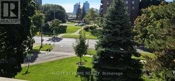 309 - 40 BAIF BOULEVARD | Richmond Hill Ontario | Slide Image Thirty-three