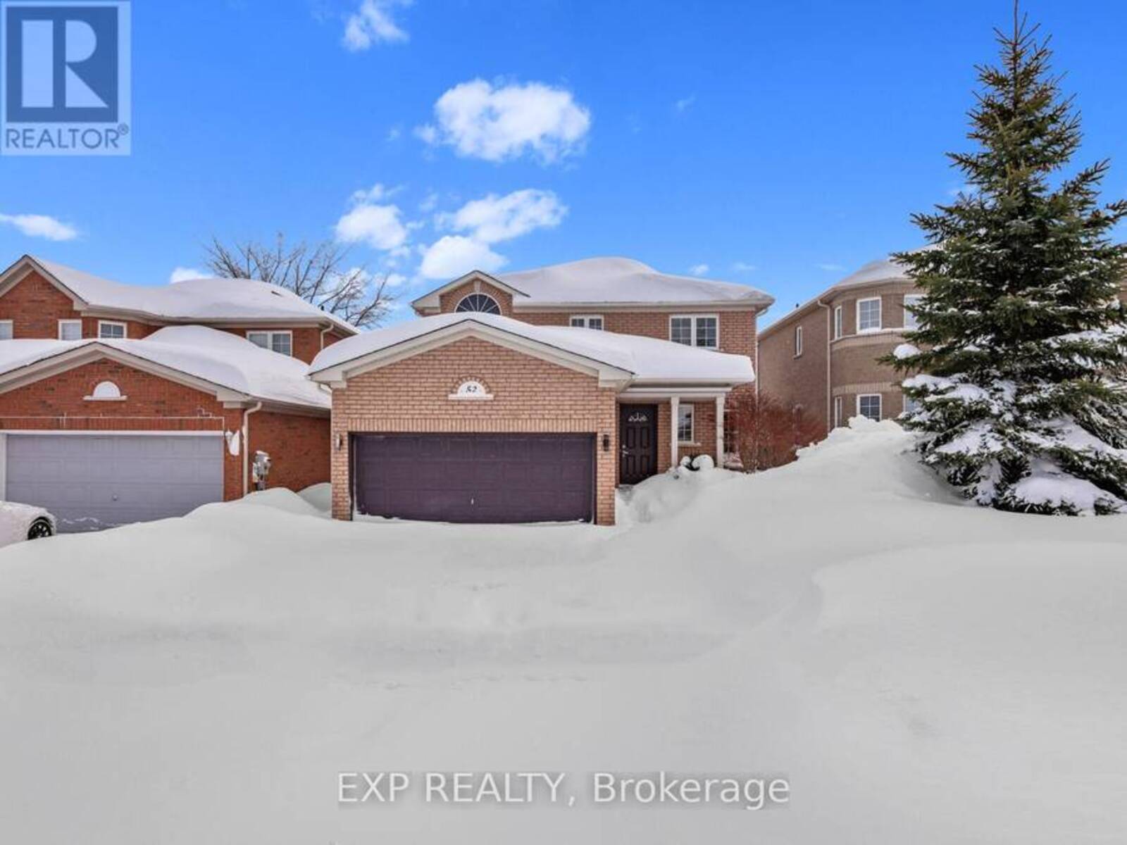 52 STANLEY STREET, Barrie, Ontario L4M 6V6