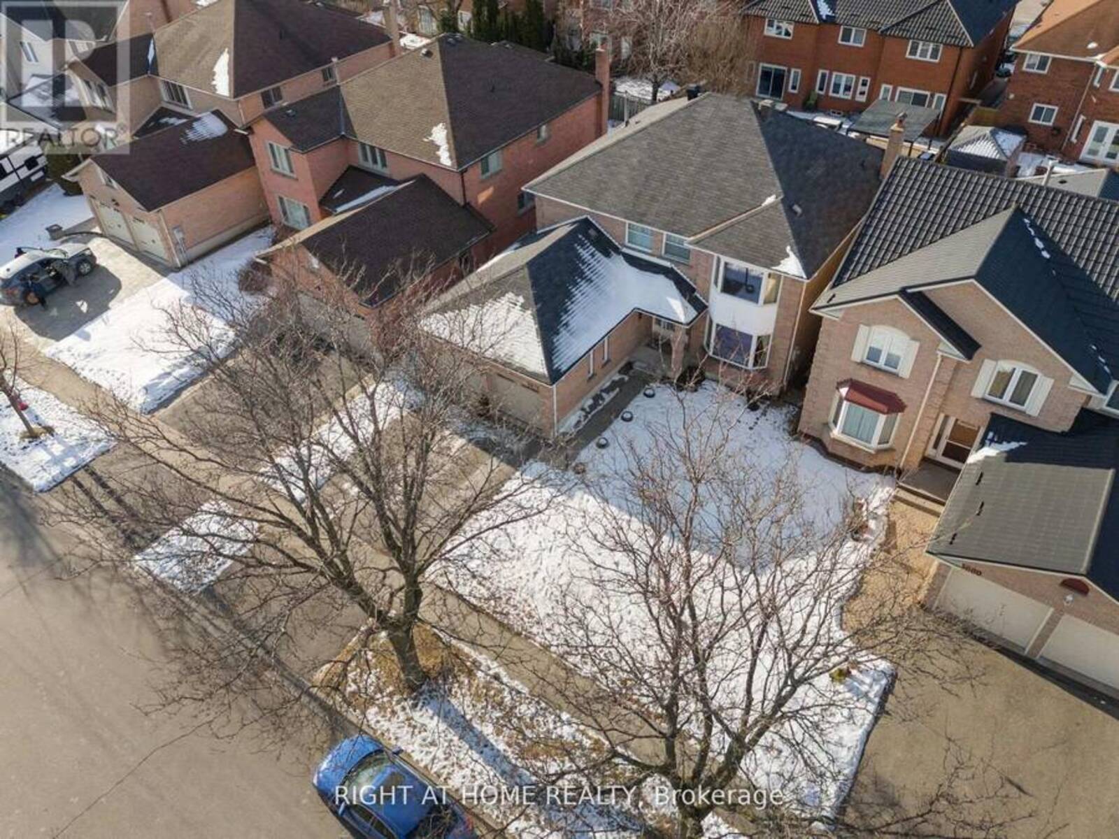 5676 BRIGHTPOOL CRESCENT, Mississauga, Ontario L5M 3W3