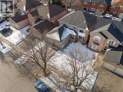 5676 BRIGHTPOOL CRESCENT Mississauga Ontario, L5M 3W3