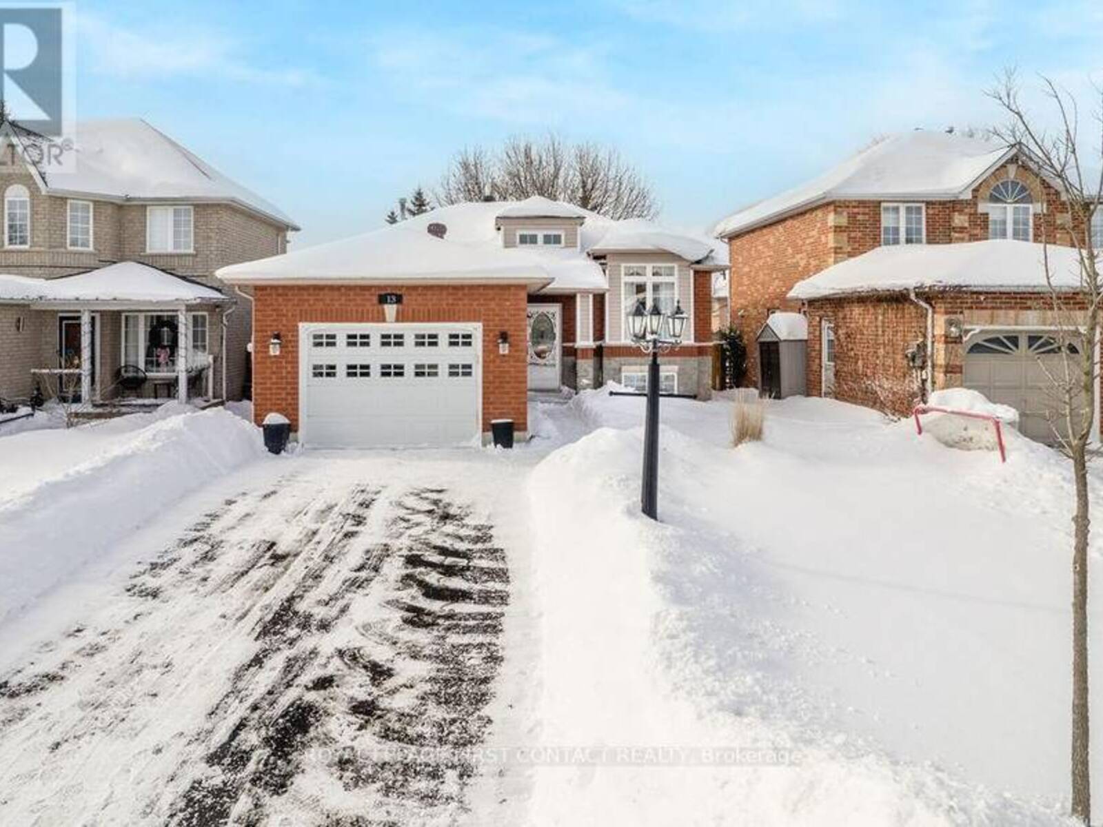 13 TAYLOR DRIVE, Barrie, Ontario L4N 8K7