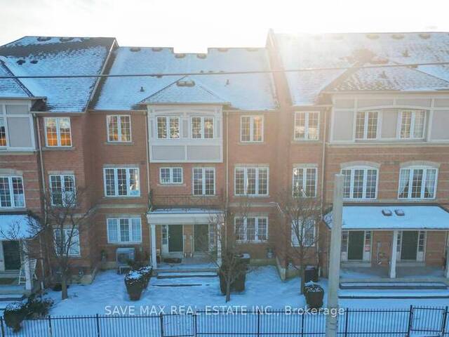 16 - 38 FAIRVIEW ROAD W Mississauga Ontario, L5B 4J8 - 3 Bedrooms Condo For Sale