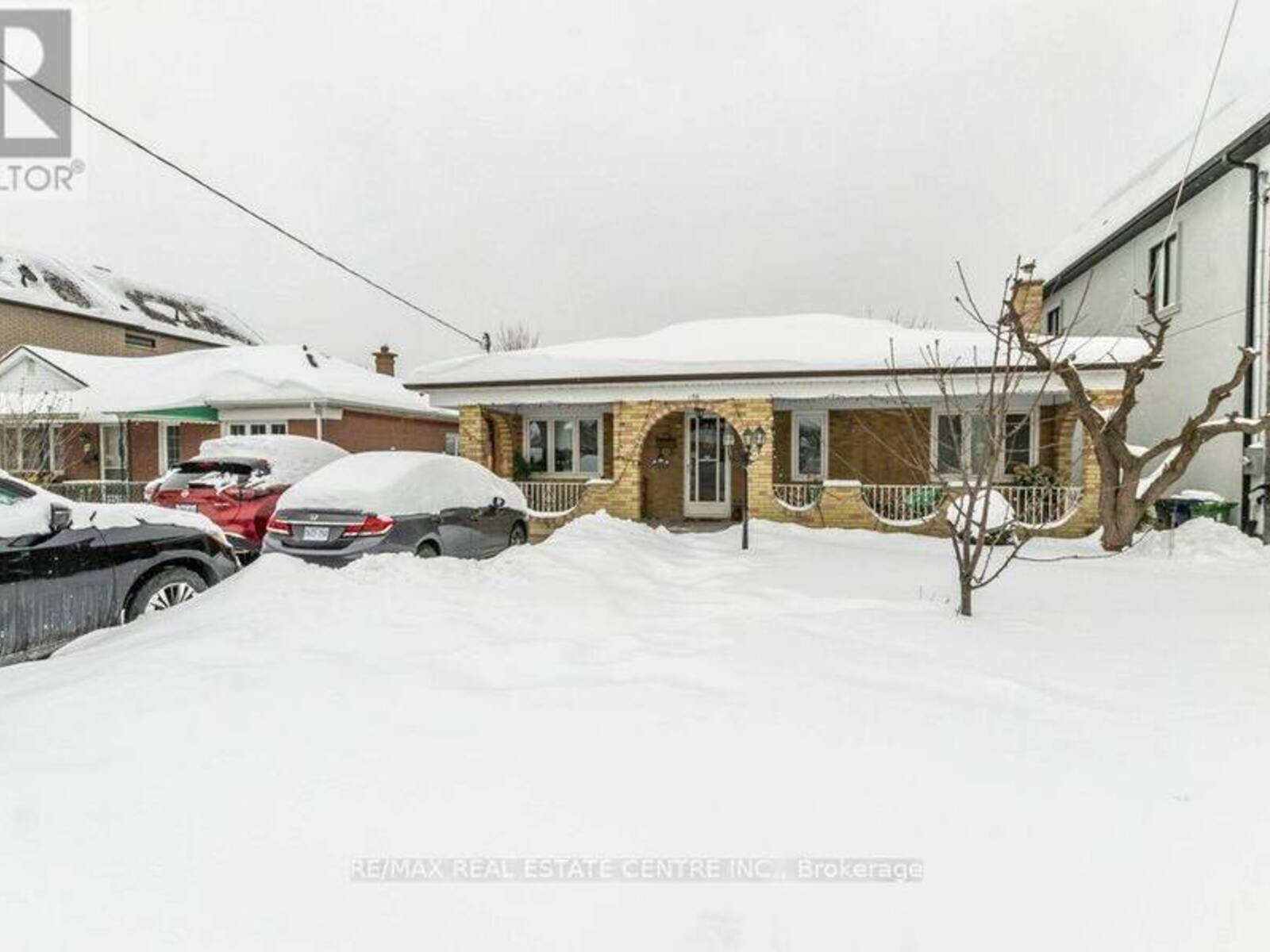 156 CALVINGTON DRIVE, Toronto, Ontario M3M 2M6