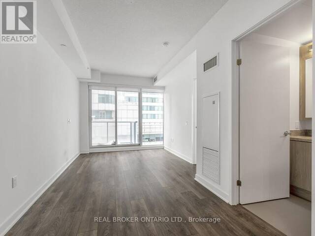 1207 - 125 BLUE JAYS WAY Toronto Ontario, M5V 0N5 - 1 Bedroom Condo For Sale