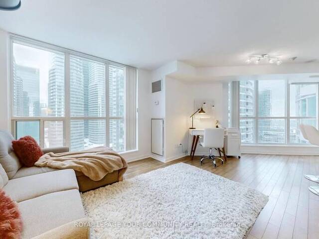 1813 - 208 QUEENS QUAY W Toronto Ontario, M5J 2Y5 - 1 Bedroom Waterfront Condo For Sale