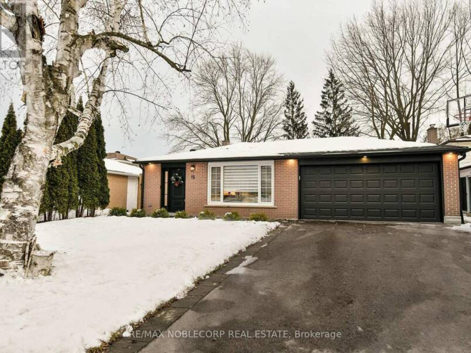 15 EASTERN AVENUE, New Tecumseth, Ontario L0G 1W0