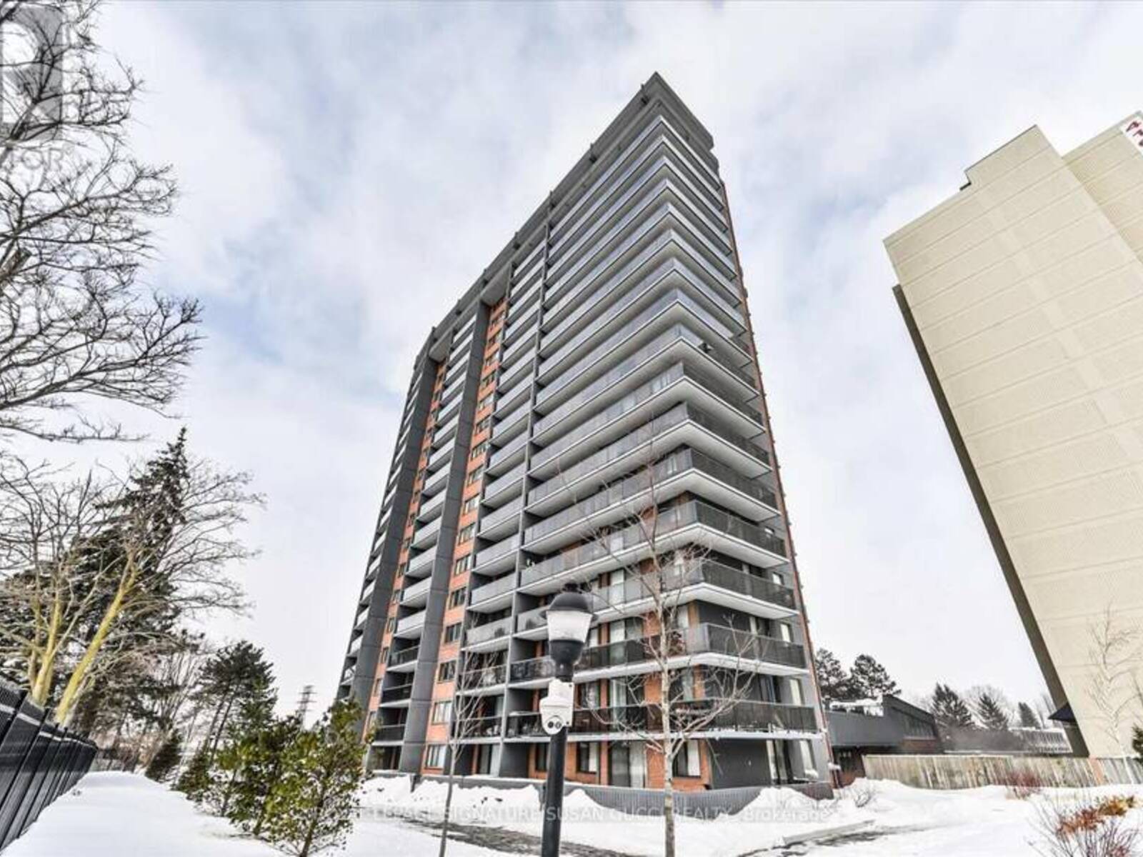 1501 - 757 VICTORIA PARK AVENUE, Toronto, Ontario M4C 5N8