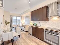 203 - 9608 YONGE STREET Richmond Hill Ontario, L4C 0X4