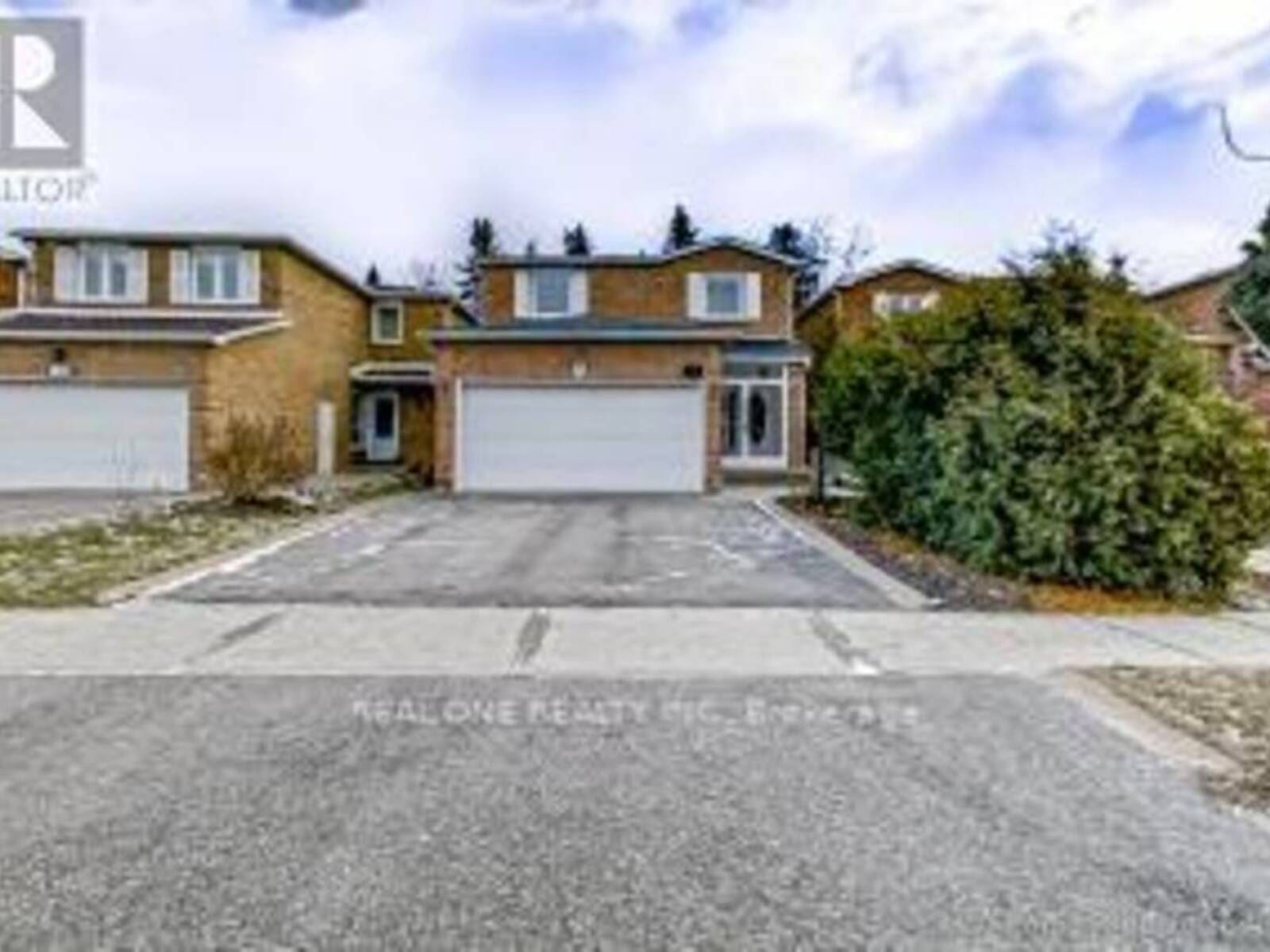 136 JAIMIE ROAD, Vaughan, Ontario L4J 6A9