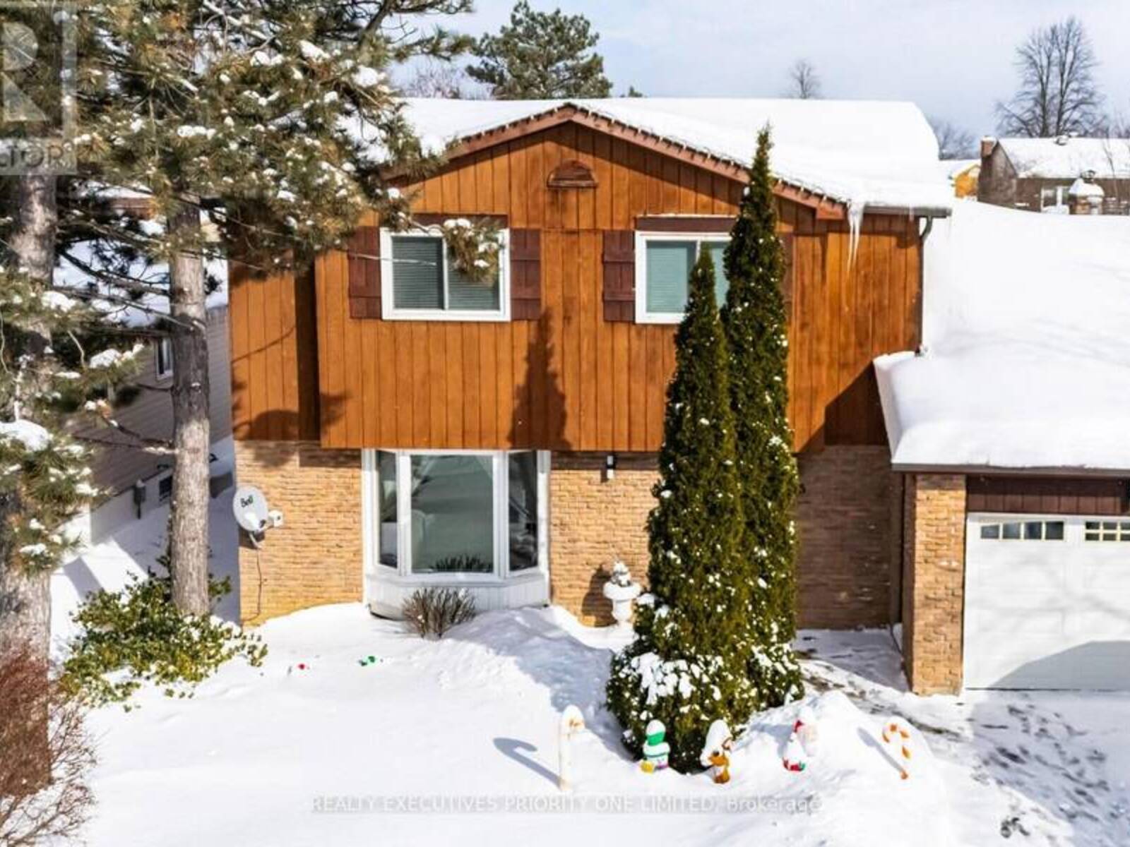 365 KINGSVIEW DRIVE, Caledon, Ontario L7E 3Z2