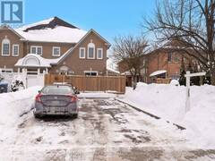 230 PRESSED BRICK DRIVE Brampton Ontario, L6V 4L3