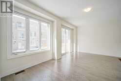 22 THOMAS HOPE LANE | Markham Ontario | Slide Image Nine