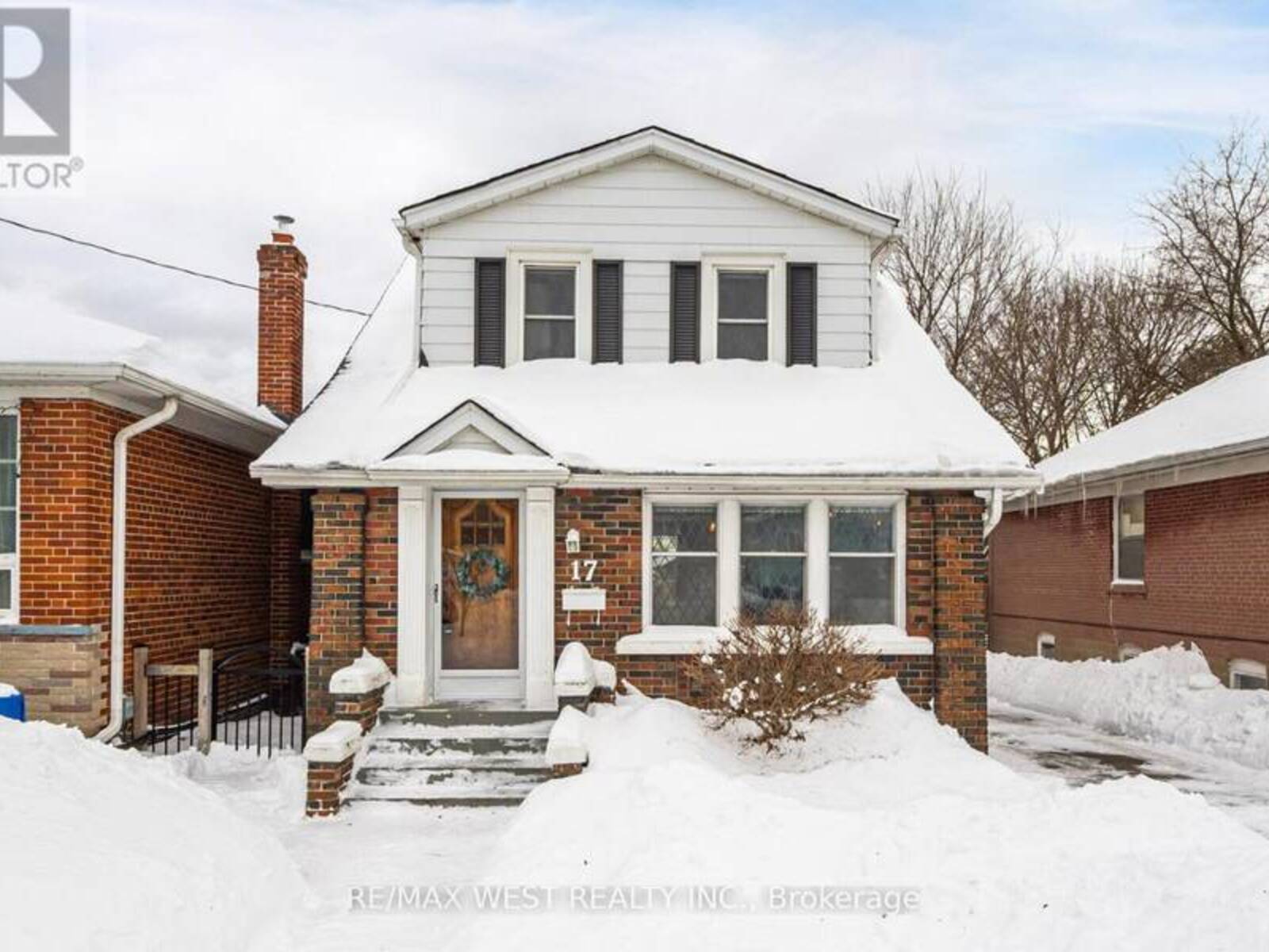 17 BRANCH AVENUE, Toronto, Ontario M8W 1M6