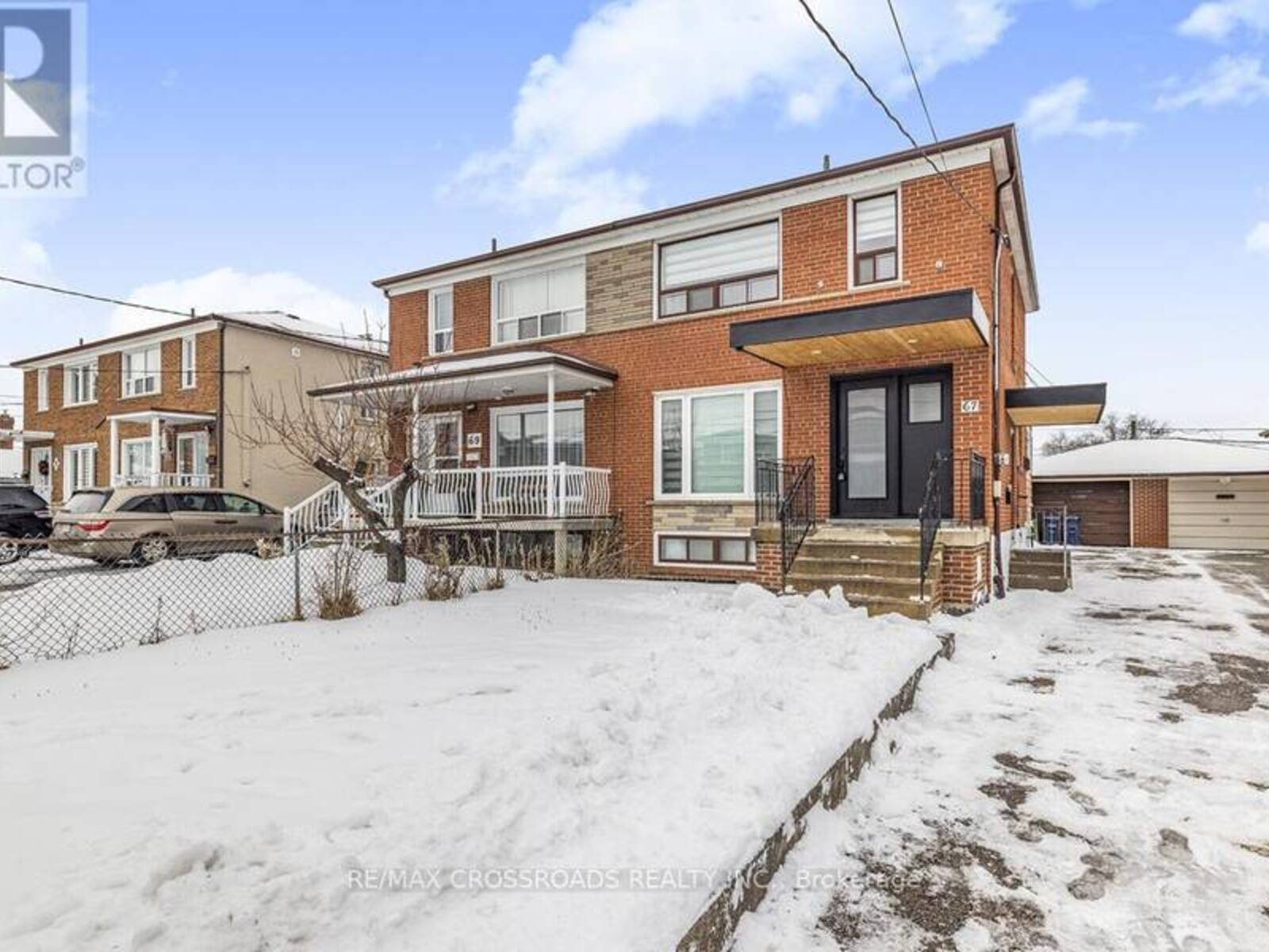 67 THURROCK ROAD, Toronto, Ontario M3L 1P5