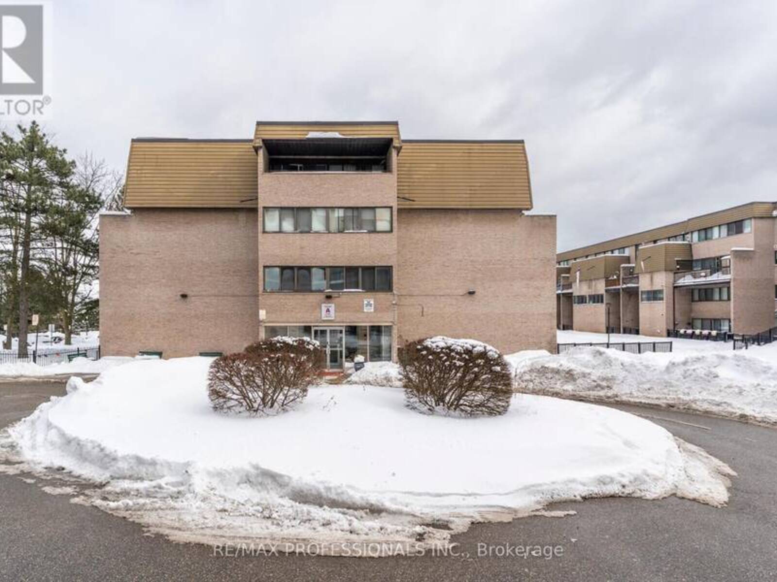 122 - 2095 ROCHE COURT, Mississauga, Ontario L5K 2C8