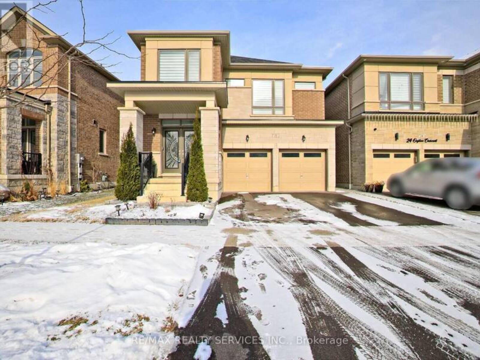 22 OGSTON CRESCENT, Whitby, Ontario L1P 0G9