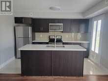 720 - 60 DUNSHEATH WAY | Markham Ontario | Slide Image Four