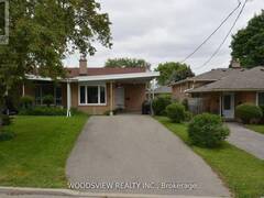 56 NIANTIC CRESCENT Toronto Ontario, M3A 2H7