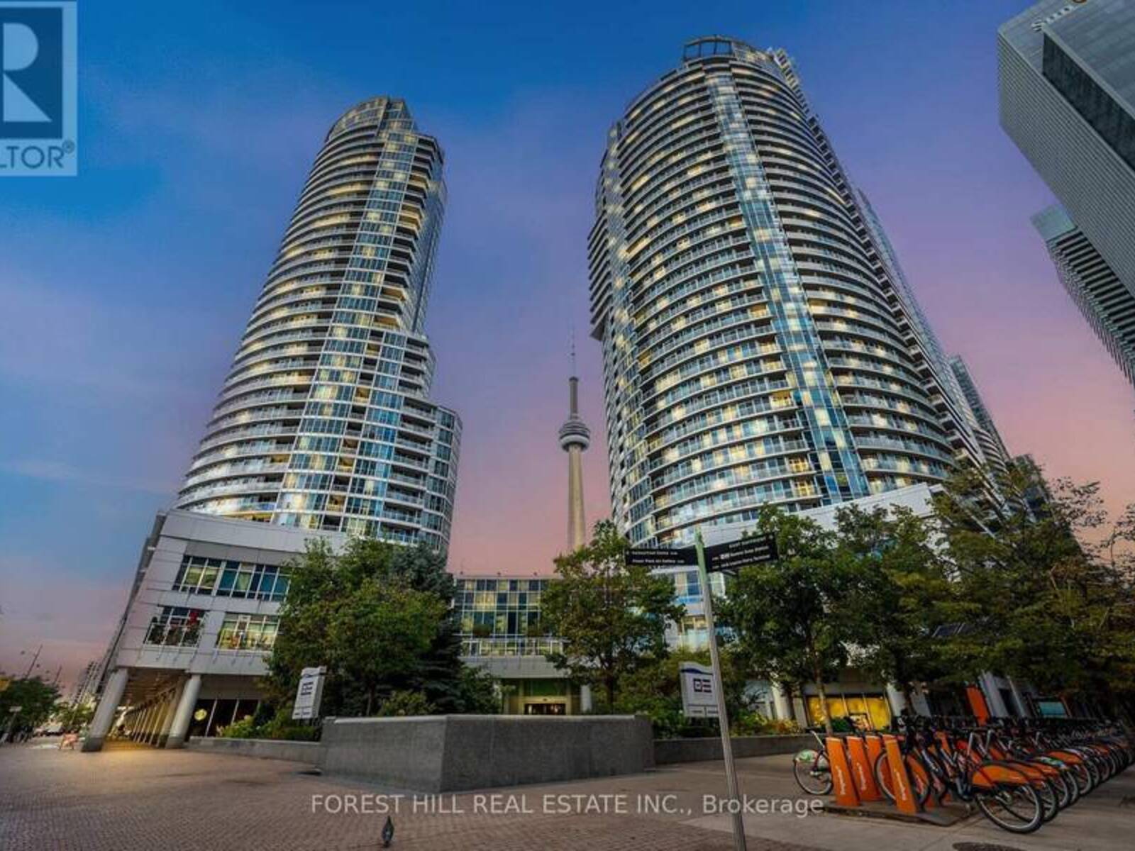 3512 - 208 QUEENS QUAY BOULEVARD W, Toronto, Ontario M5N 2Y5