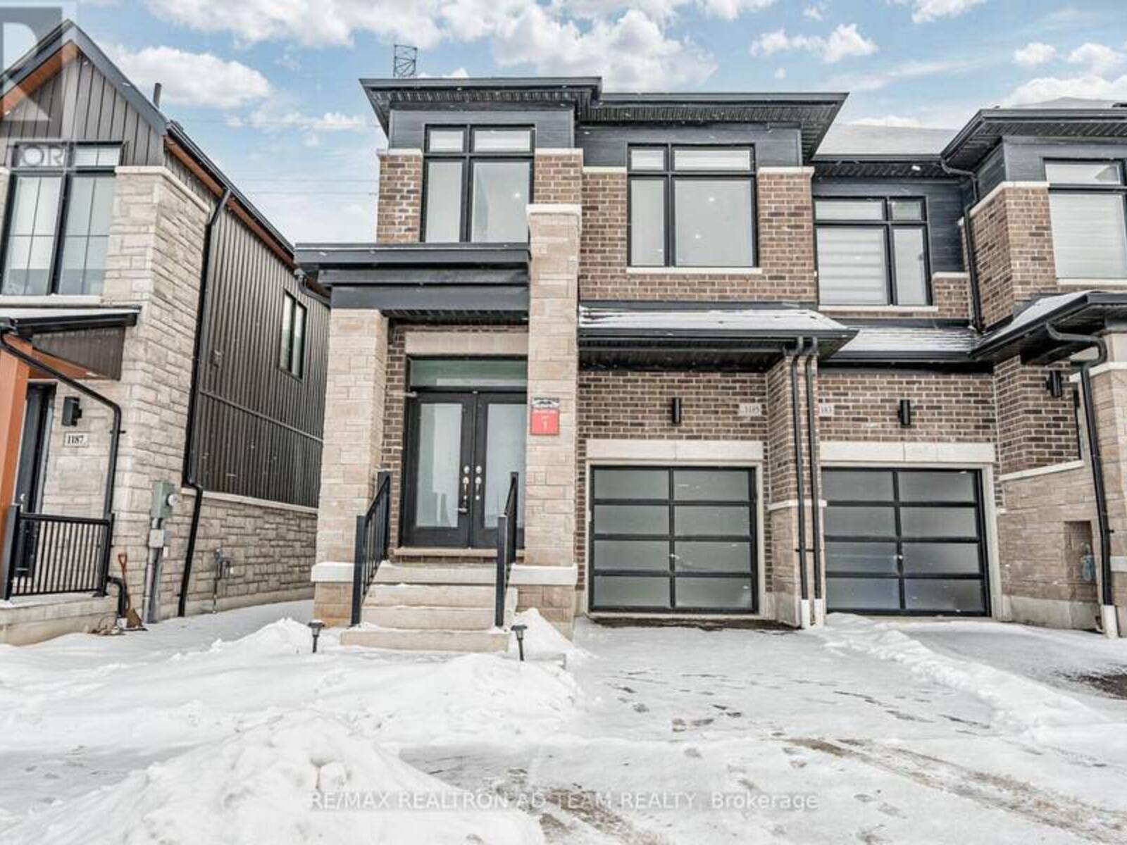 1185 MARATHON AVENUE, Pickering, Ontario L1X 0L8