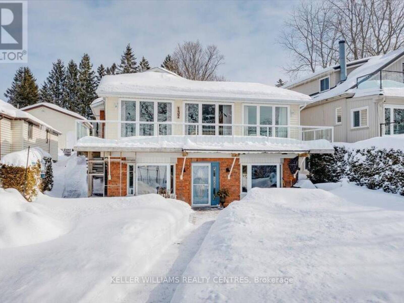 137 LAKE DRIVE N, Georgina, Ontario L4P 3C8