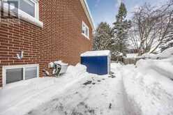 27 KINGSTON ROAD | Newmarket Ontario | Slide Image Thirty-eight